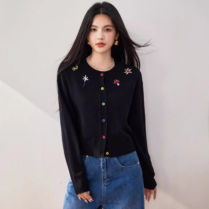 彩扣小花刺繡針織衣
