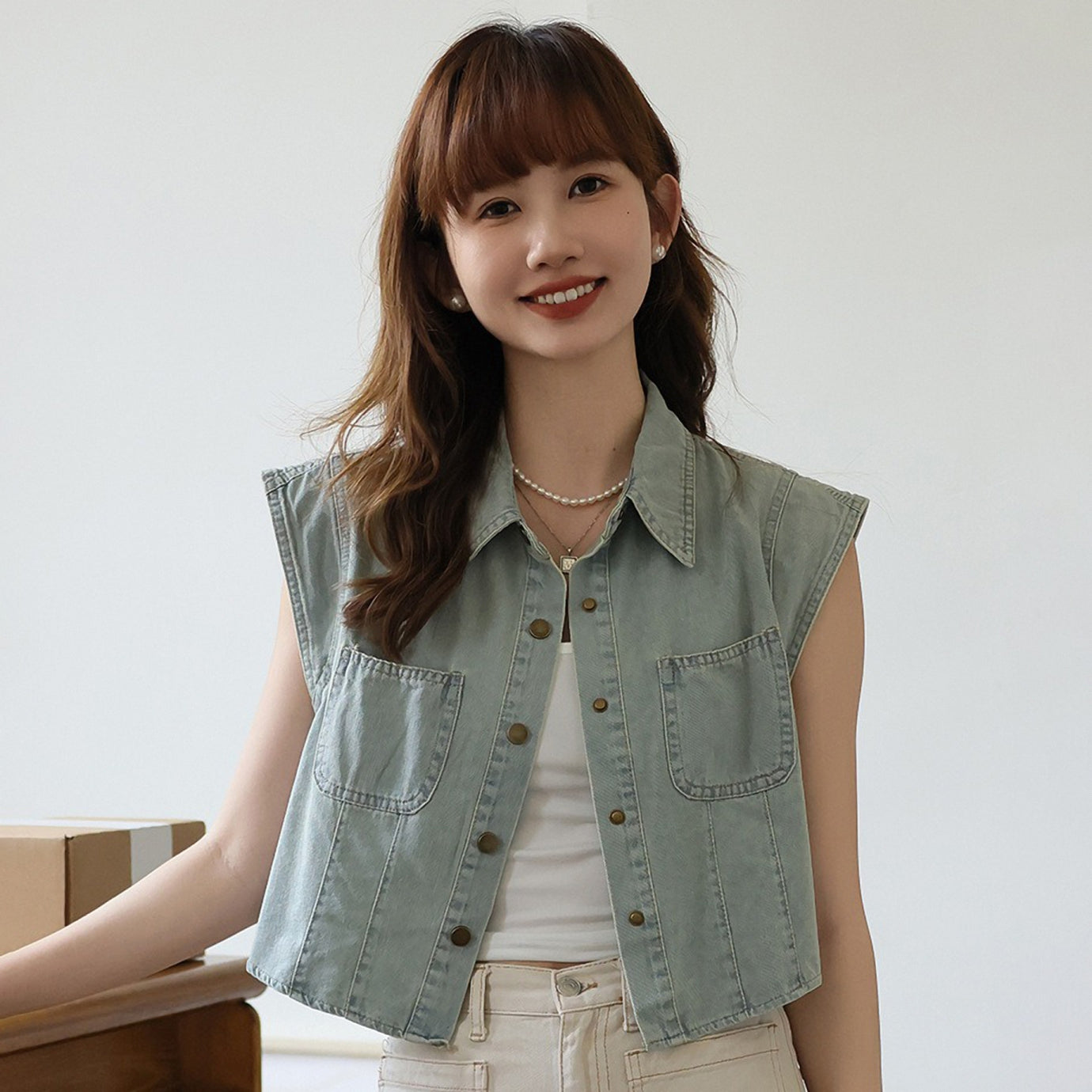 雙口袋無袖牛仔襯衫